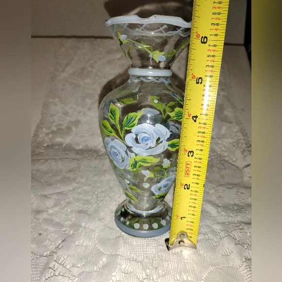 Tracey Porter handpainted glass vase. Vintage collectable blue flowers - Picture 6 of 7
